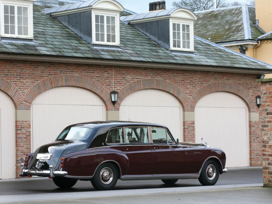 Rolls-Royce Phantom VI 1968 года  (фото 2 из 16)
